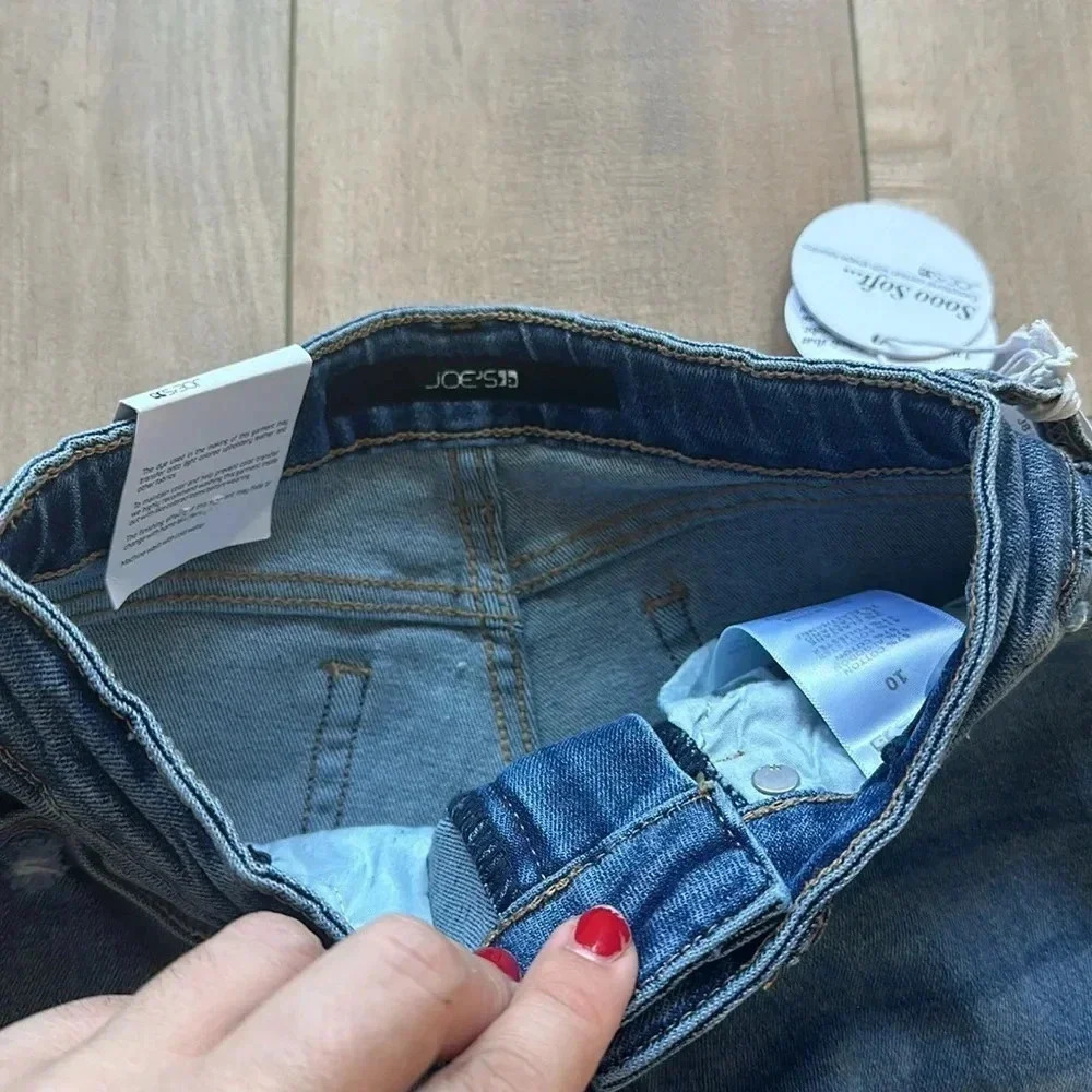 NWT Joe's Jeans Kids' The Sadie Frayed Hem Relaxed Fit Jeans Sz 10 - Picture 7 of 11